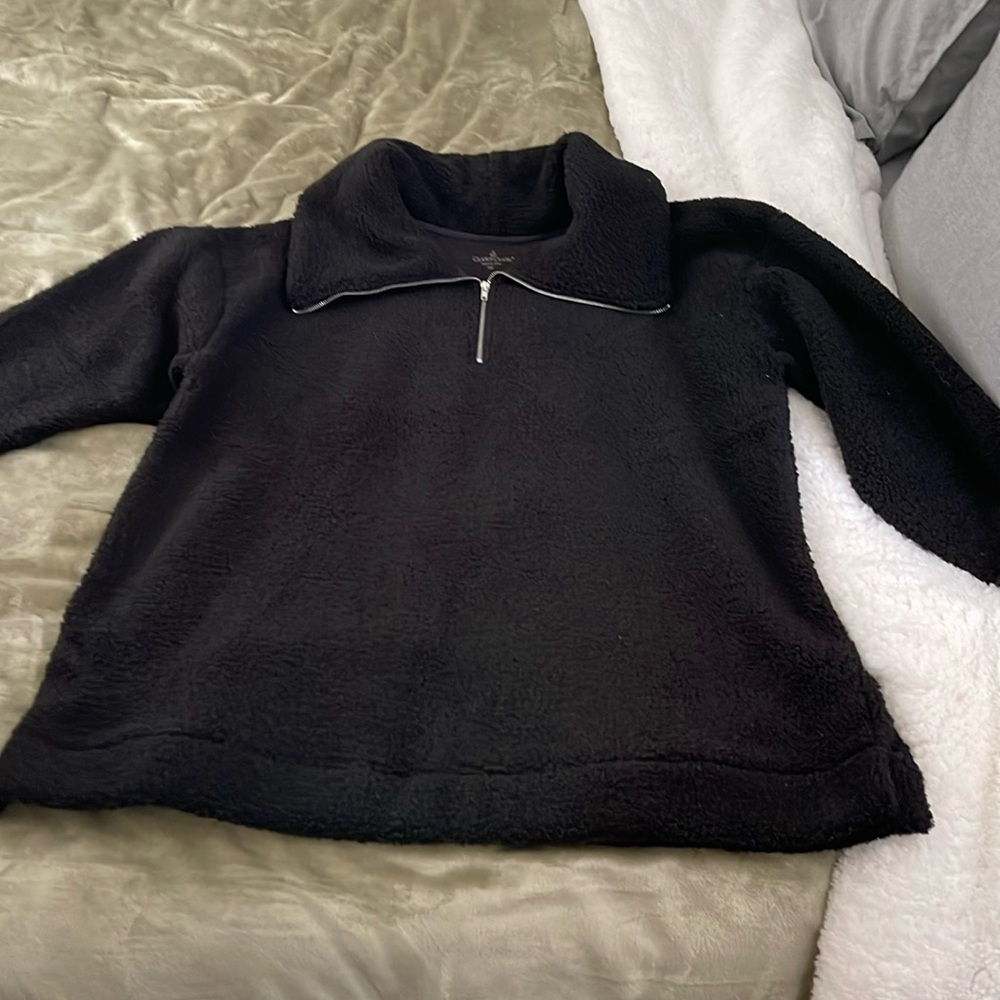 Cuddl Duds oversized black 3/4 zip up